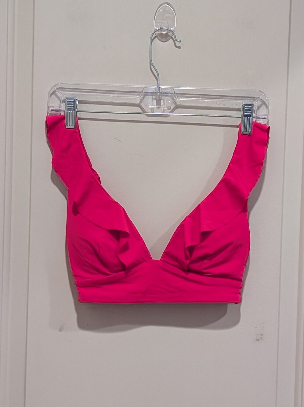 NWOT Sea Level Australia Women’s Ruffled Deep V Bikini Top in Hot Pink Size 4